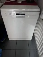 1 myčka Siemens