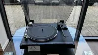 1 проигрыватель виниловых пластинок Yamaha P-520