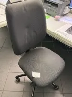 1 Drehstuhl
