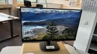 1 Widescreen-TFT-Monitor Philips, 27 Zoll mit Dockingstation