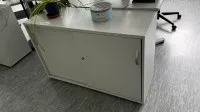 1 офисный остров из 2 угловых комбинаций,
