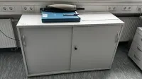 1 Aktenschiebetürenschrank