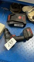1 accuboormachine Bosch GSR 14,4 V-LI met accu en lader
