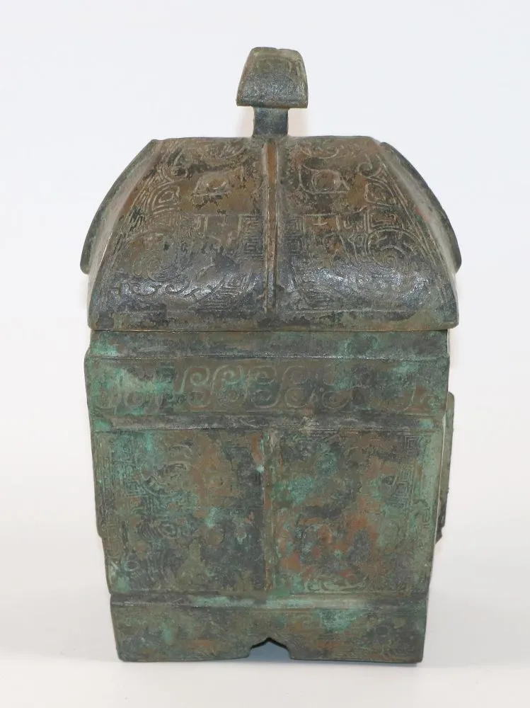 Fangyi Typ – Bronze Deckeldose mit archaicher Inschrift