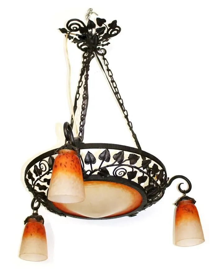 Verrerie Schneider – Deckenlampe mit 3 Tulpen u