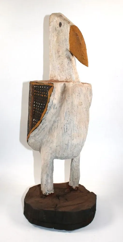Sculpture d'oiseau Tiwi – en bois de fer avec pigments naturels