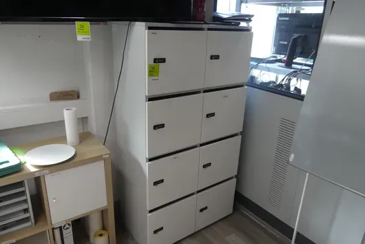 Armoire à casiers