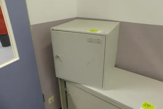 Armoire métallique
