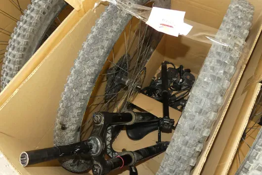 Lot de pièces de vélo
