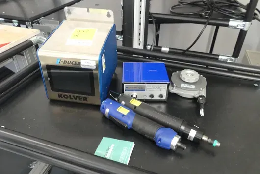 KOLVER industrial screwdriving system with control unit, electric screwdriver, balancer and control box