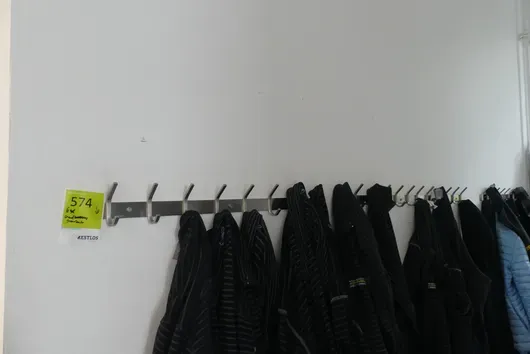 6x Wandgerobe, ohne Inhalt