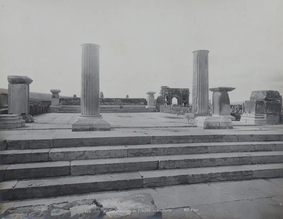 Timgad – (titul na obálce)