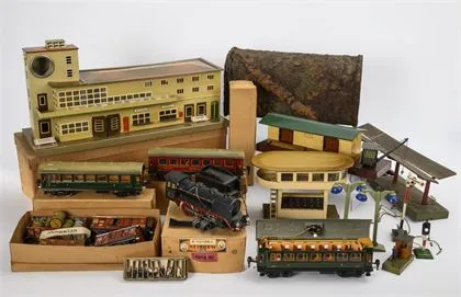 Umfangreiches Eisenbahn-Konvolut Märklin in historischem Reisekoffer