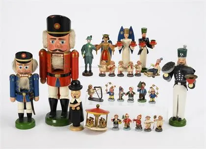Konvolut Erzgebirgsfiguren, darunter einige Engel von Wendt & Kühn