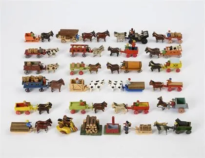 Konvolut 24 Miniatur-Gespanne. Erzgebirge