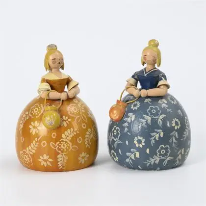 2 dames à pelotes. Wendt & Kühn, Grünhainichen