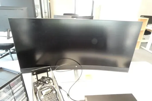 HP - Moniteur