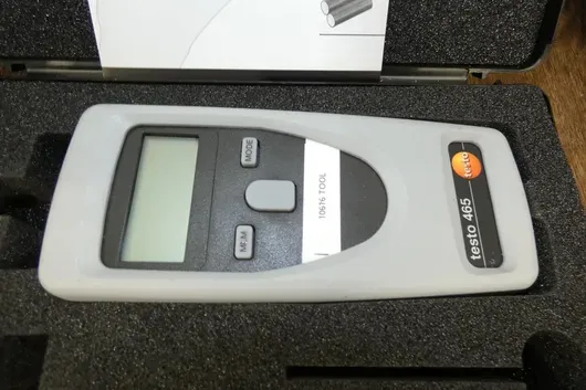 Testo 465 otáčkoměr