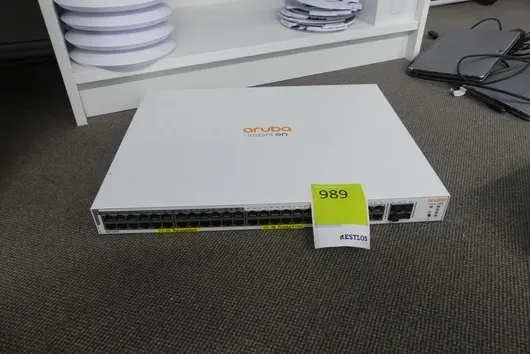 HP Aruba Instant On JL815A