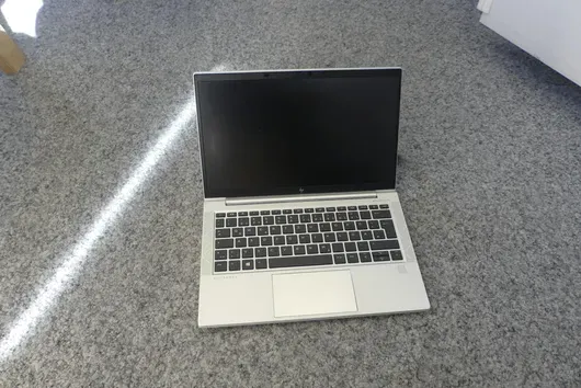 HP EliteBook, bez akcesoriów