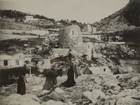 Capri. – Touristes et habitants sur l'île, 24 photographies