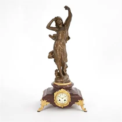 Pendule de cheminée Art nouveau.. Adolphe Mougin / Société Les Fils de Adolphe Mougin