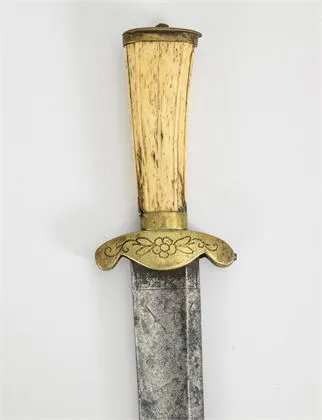 Dague de chasse ou sabre de chasse baroque