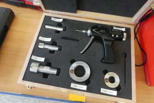 Bowers XT3 Holematic three-point internal quick measuring instrument set