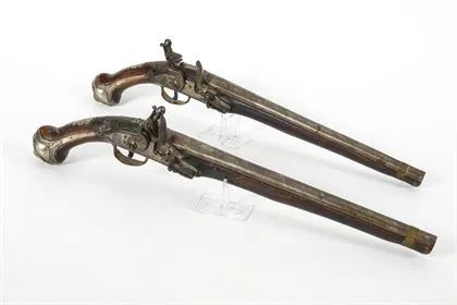 Paire de pistolets à silex