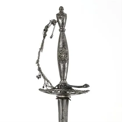 Épée avec lame ancienne et poignée 'cut steel'
