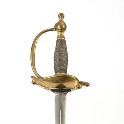 Lourde épée de cuirassier ancien modèle avec fourreau