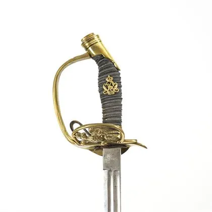 Épée d'officier d'infanterie (IOD) 89 avec fourreau clair