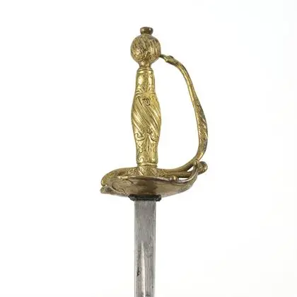 Fine épée avec fourreau en cuir