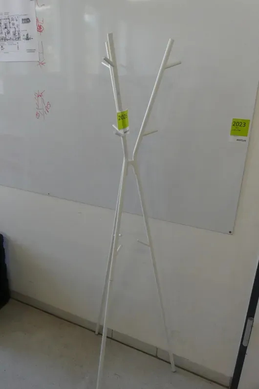 Věšák na oblečení