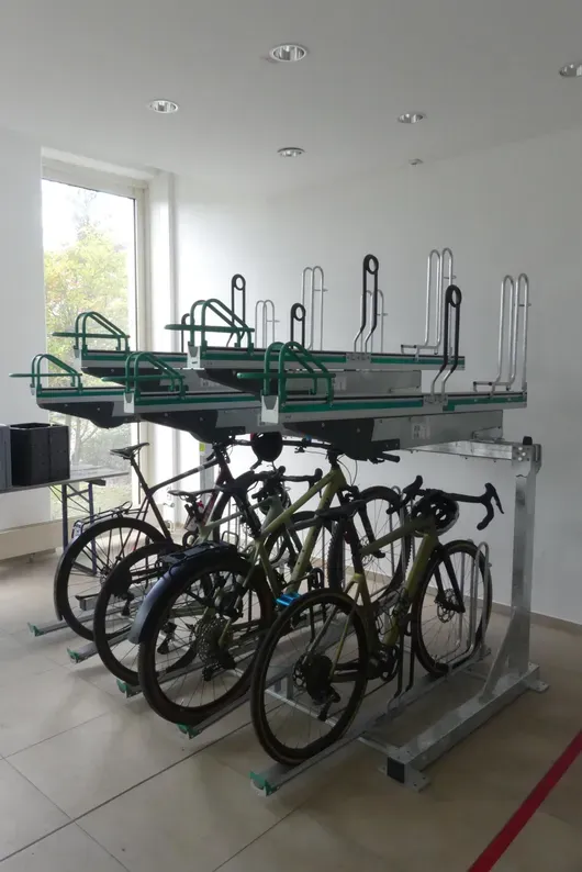 Double-deck bicycle rack BIKEHUB CE12, without contents