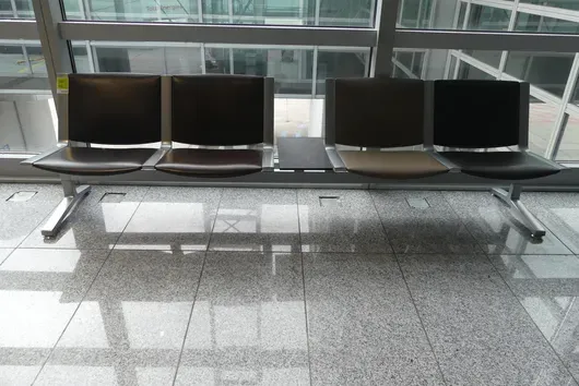 Banc d'aéroport Kusch&Co, 4 places