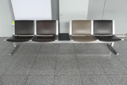 Banc d'aéroport Kusch&Co, 4 places