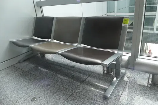 Kusch&Co airport bench, 3 seats