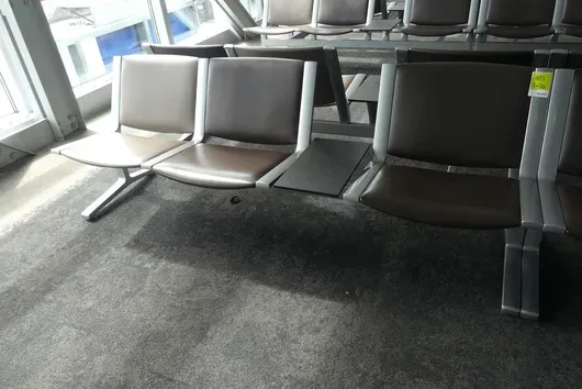 Kusch&Co Flughafenbank, 2x 3 Sitzplätze