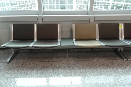 Banc d'aéroport Kusch&Co, 4 places