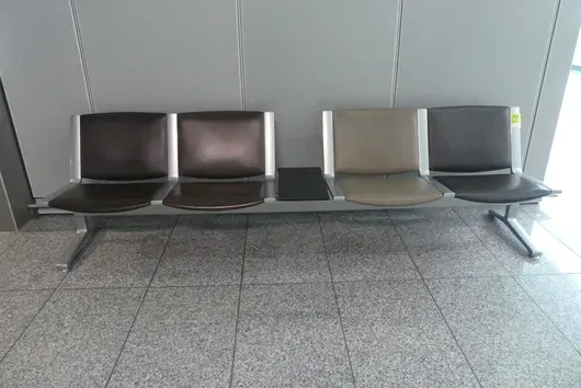 Banc d'aéroport Kusch&Co, 4 places