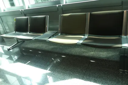 Banc d'aéroport Kusch&Co, 4 places