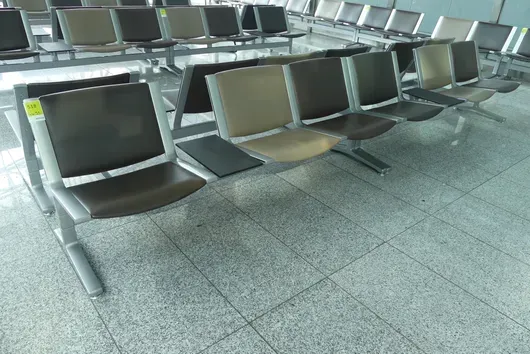 Banc d'aéroport Kusch&Co, 4x 3 places