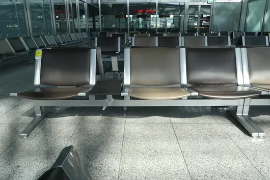 Banc d'aéroport Kusch&Co, 3 places