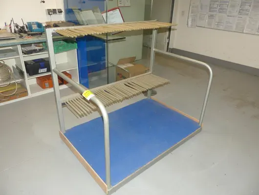 Scaffale per lastre / supporto per lastre