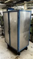 1 metal tool cabinet, mobile