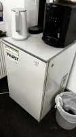 1 refrigerator
