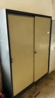 1 Metallschiebetürenschrank Haneu