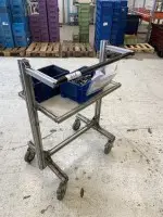 1 wózek transportowy, 2-poziomowy (profil rowkowy)