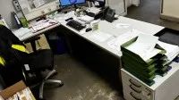 1 hoekcombinatie met 2 rolcontainers - ophalen na goedkeuring